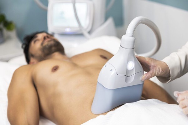 درمان قطعی چاقی و افتادگی پوست با روش کرایولیپولیز